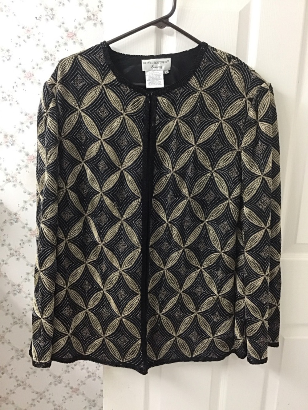 Vintage Sz 2X Papell Boutique Silk Evening Jacket Black & Sparkly Gold Threads.